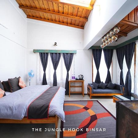 The Jungle Hook Binsar Hotel อัลโมรา ภายนอก รูปภาพ
