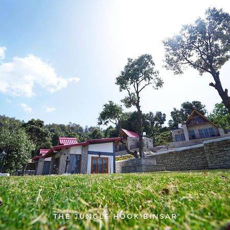 The Jungle Hook Binsar Hotel อัลโมรา ภายนอก รูปภาพ