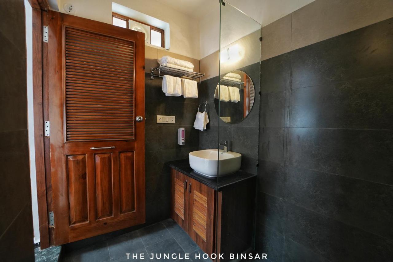 The Jungle Hook Binsar Hotel อัลโมรา ภายนอก รูปภาพ