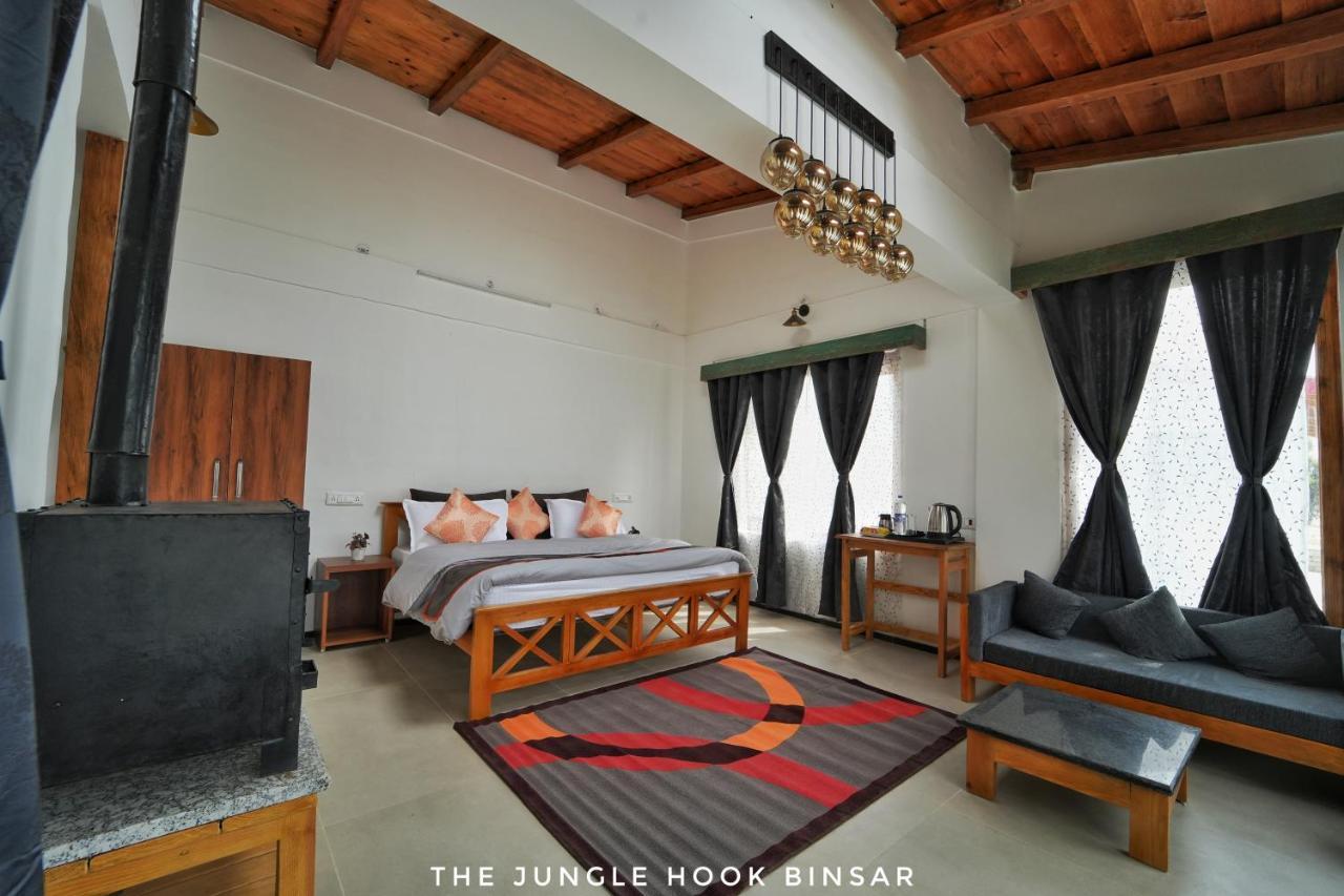 The Jungle Hook Binsar Hotel อัลโมรา ภายนอก รูปภาพ