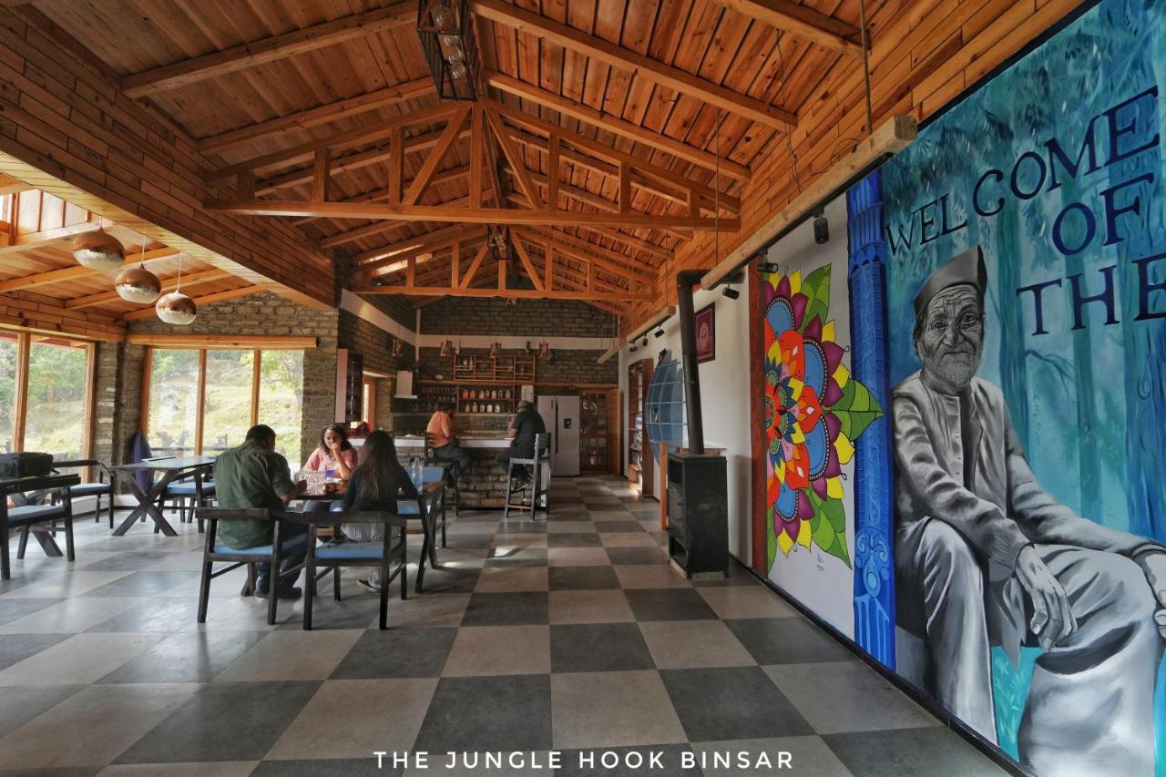 The Jungle Hook Binsar Hotel อัลโมรา ภายนอก รูปภาพ