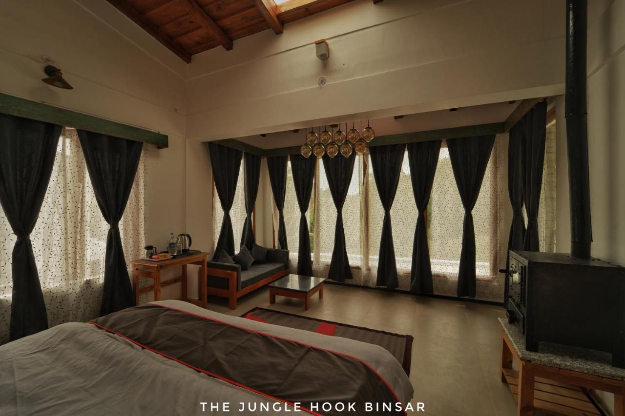 The Jungle Hook Binsar Hotel อัลโมรา ภายนอก รูปภาพ