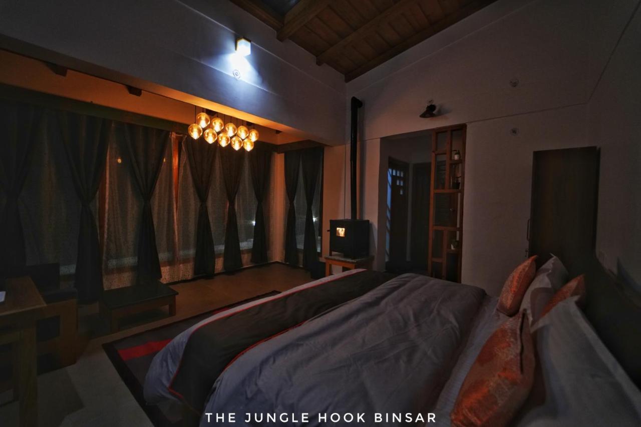 The Jungle Hook Binsar Hotel อัลโมรา ภายนอก รูปภาพ